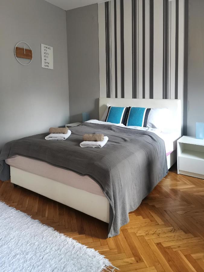 Center Apartment Iva Novi Sad Dış mekan fotoğraf